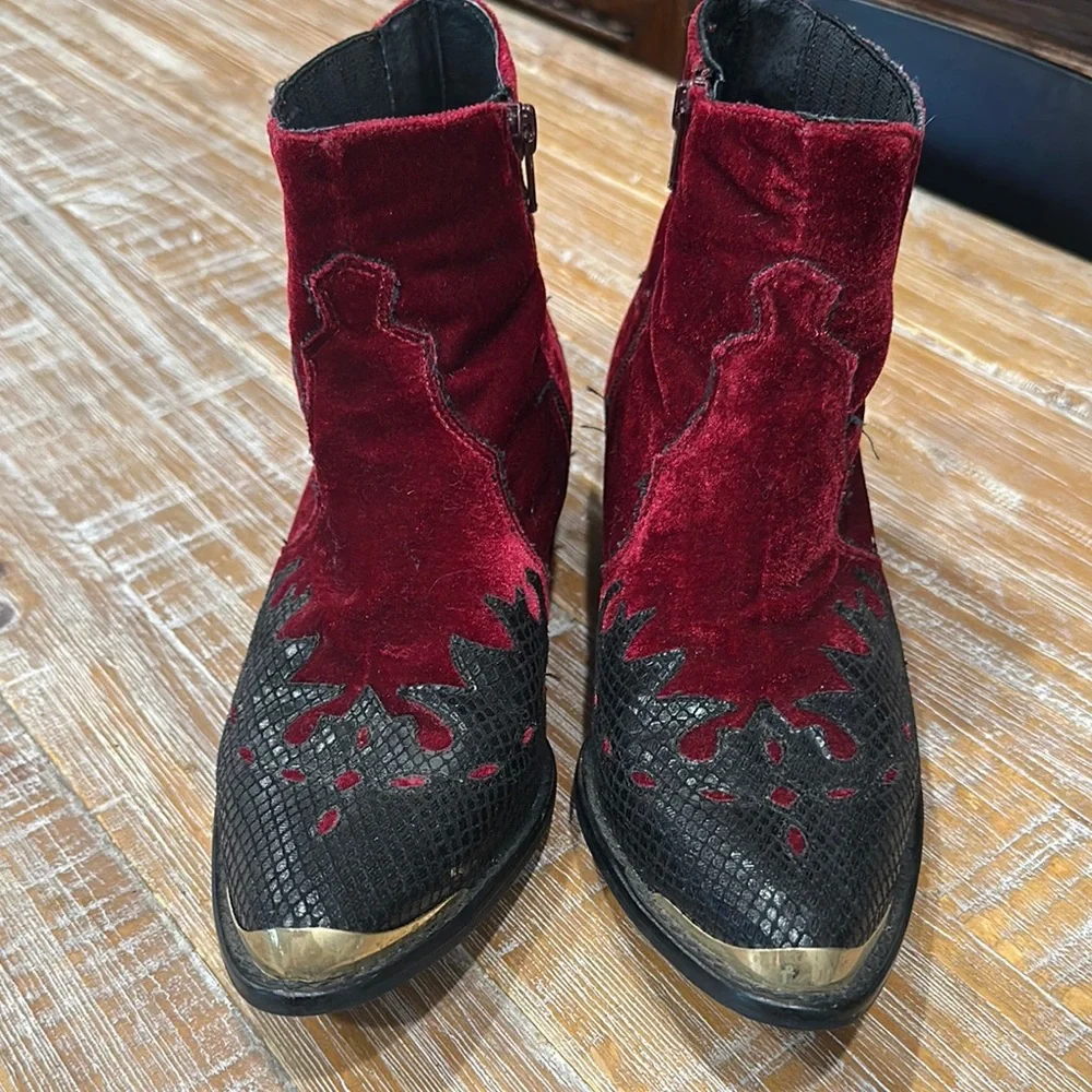 Topshop cowboy Red and Black Western Ankle Boots size 8.5 - Picture 3 of 6